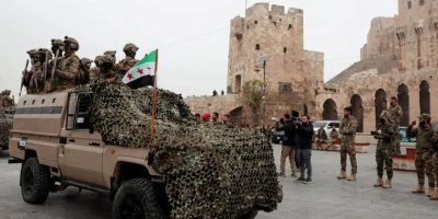 Suriye ordusu Halep'te savaş ilan etti: 'DSG mevzileri hedefimizdir'