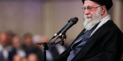 İran liderinden göstericilere uyarı: 'Yabancılar adına hareket ediyorlar'