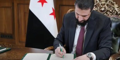 Ahmed Şara’dan Kürt Kimliğini Resmen Tanıyan Kararname Yayınlandı