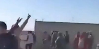 Guardian: Suriye’deki çatışmalar sırasında 100’den fazla IŞİD tutuklusu cezaevinden kaçtı