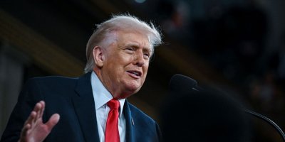 Trump: İran'ın asla nükleer silaha sahip olmasına izin vermeyeceğim!