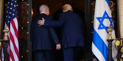 İsrail, Trump’ın İran ekibini dinledi; Pentagon tehdit seviyesini “kritik”e çıkardı