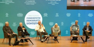 Kamal Soleimani: Kıro'nun Türk Cumhuriyeti'ni Demokratikleştirme Misyonu