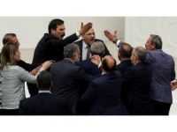 AKP'den Ahmet Şık'a tazminat davası