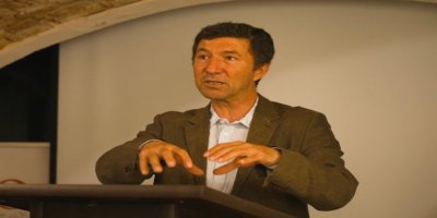 Prof. Dr. Salih Akın: Tek dilli devlet modeli ulus-devlet zihniyetin ürünüdür