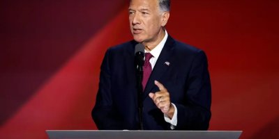 Pompeo: ABD, İran’daki muhalif grupları silahlandırmalı