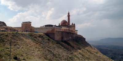 Ağrı dağını görmesi yasaklanan saray...
