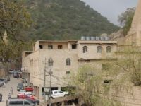 'Ezdi kamplarında Hristiyanlaştırma faaliyetleri var'