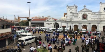 Sri Lanka'da art arda 8 patlama: En az 185 ölü!