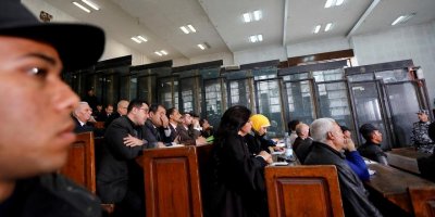 Sisi'den çoğu Müslüman Kardeşler destekçisi 560 mahkuma af