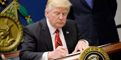 Trump  Ortadoğu'ya 1500 asker gönderilmesini onayladı