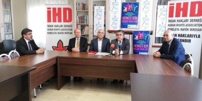 PAK ve PSK Ankara’da bazı parti ve kurumlarla bir araya geldi