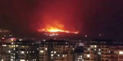 Batman'da yüzlerce dönümlük ekili arazi yandı