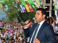 Demirtaş: Darbe Girişiminin İçinde Olan AK Partililer Açıklansın