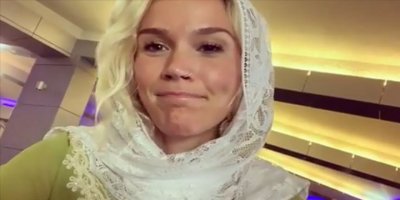 İran, İngiliz sanatçıyı sınır dışı etti