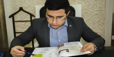 Kaymakam KHK’yle kapatılan kurumun kitabından Kürtçe öğreniyor