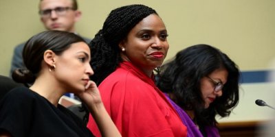 Trump'ın 'ırkçı' yorumlarını kınayan tasarı kabul edildi