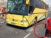 Galatasaraylı Taraftarlar, Beşiktaşlı Taraftarların Otobüsüne Saldırdı