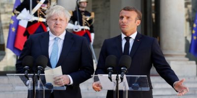 Macron: Anlaşmasız ayrılık dahil her senaryoya hazırlanıyoruz