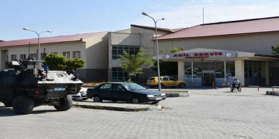 Ağrı'da Mültecileri Taşıyan Minibüs Devrildi