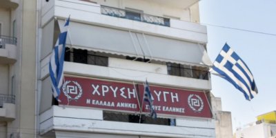 Irkçı parti dağılıyor