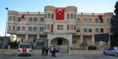 Hakkari Nusaybin ve Yüksekova belediyelerine kayyum atandı
