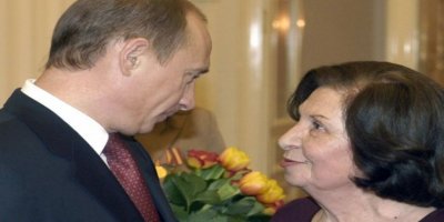 Kremlin'den Rus casusa övgü: Tarihin akışını değiştirdi