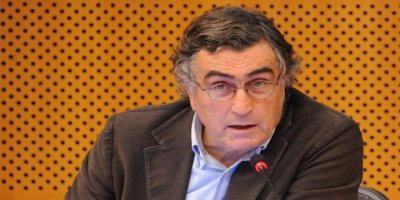 Hasan Cemal’in pasaportuna el konuldu