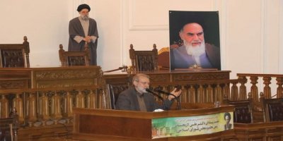 İran Meclis Başkanı: ABD, Irak'ı ele geçirmek için IŞİD’i tahrik ediyor