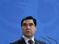 'Bu da Türkmenistan modeli'; ömür boyu cumhurbaşkanı