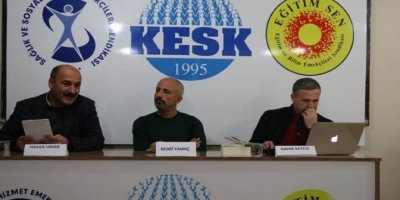 Van’da 'Mahabad Kürdistan Cumhuriyeti' paneli düzenlendi