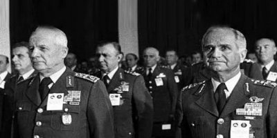 Başsavcılık: Kenan Evren ve Tahsin Şahinkaya'nın rütbeleri sökülsün